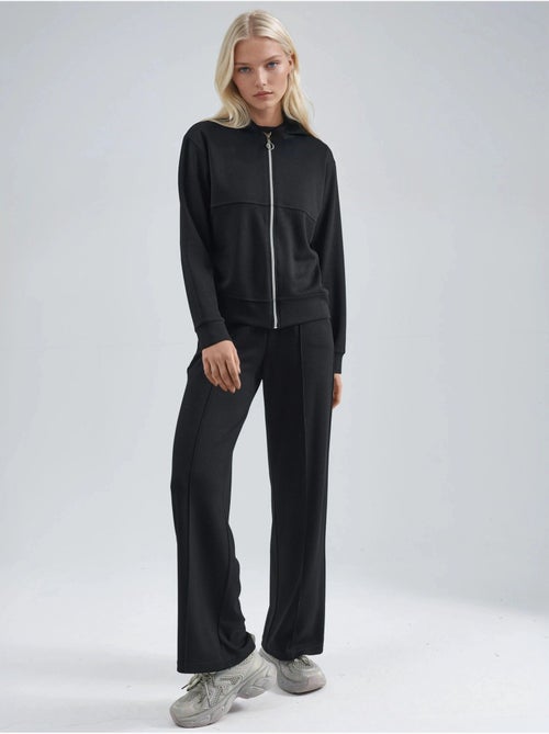 Ensemble deux pièces à capuche, taille haute et jambes larges hiccup - Kiabi Ensemble deux pièces à capuche, taille haute et jambes larges hiccup - Kiabi