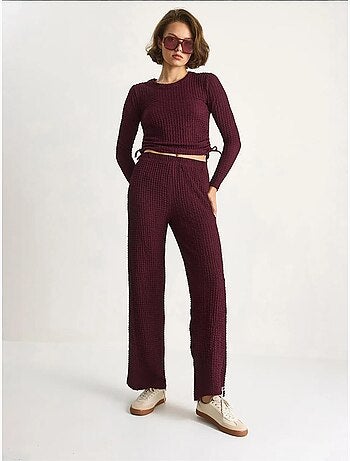 Ensemble deux pièces ajusté avec pantalon évasé lucci