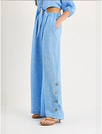 Ensemble deux pièces avec chemisier à nouer, ourlet boutonné doublé et pantalon doublé lucci