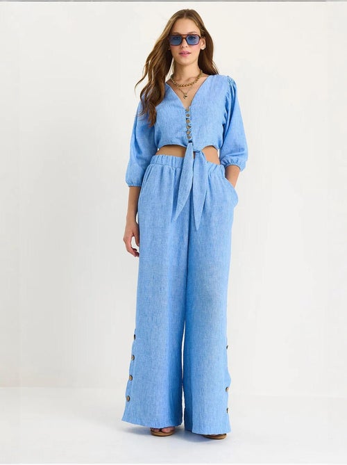 Ensemble deux pièces avec chemisier à nouer, ourlet boutonné doublé et pantalon doublé lucci - Kiabi Ensemble deux pièces avec chemisier à nouer, ourlet boutonné doublé et pantalon doublé lucci - Kiabi