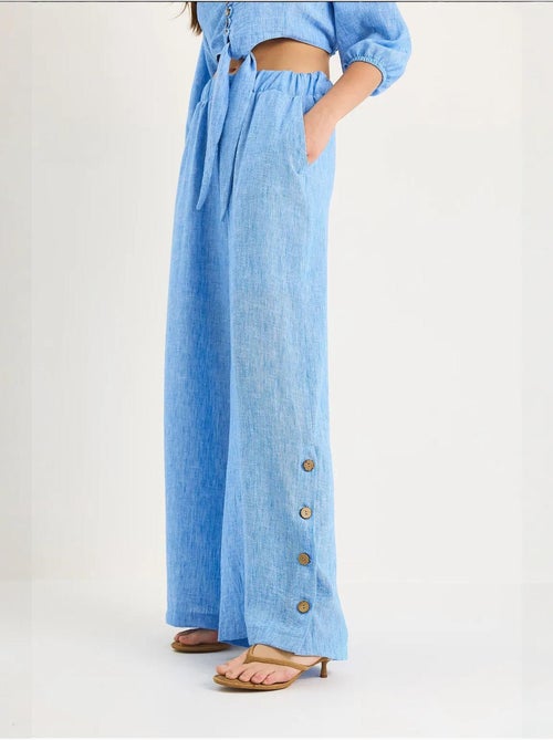 Ensemble deux pièces avec chemisier à nouer, ourlet boutonné doublé et pantalon doublé lucci - Kiabi Ensemble deux pièces avec chemisier à nouer, ourlet boutonné doublé et pantalon doublé lucci - Kiabi
