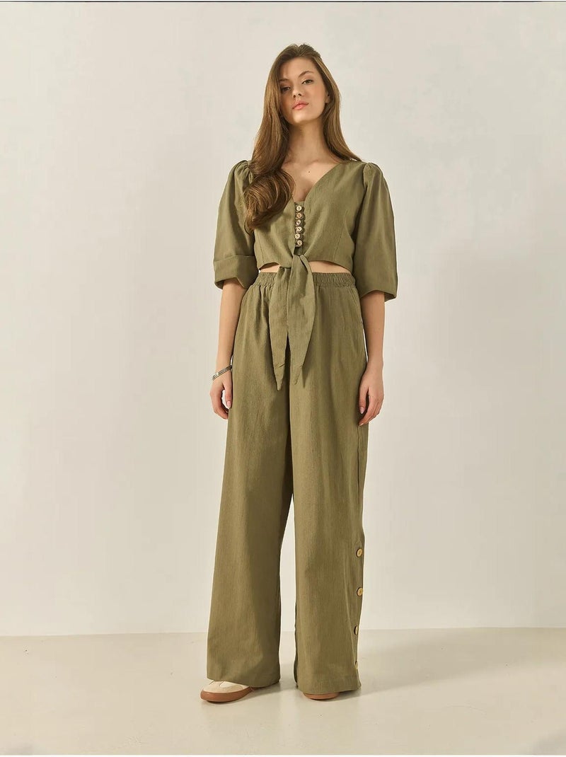Ensemble deux pièces avec chemisier à nouer, ourlet boutonné doublé et pantalon doublé lucci Kaki - Kiabi