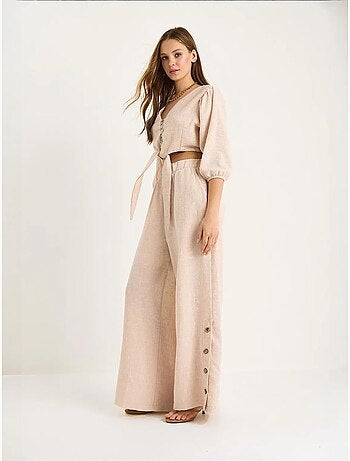 Ensemble deux pièces avec chemisier à nouer, ourlet boutonné doublé et pantalon doublé lucci