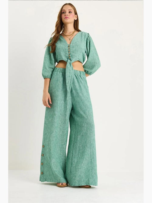 Ensemble deux pièces avec chemisier à nouer, ourlet boutonné doublé et pantalon doublé lucci - Kiabi Ensemble deux pièces avec chemisier à nouer, ourlet boutonné doublé et pantalon doublé lucci - Kiabi