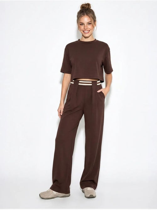 Ensemble deux pièces avec t-shirt col rond et pantalon large lucci - Kiabi Ensemble deux pièces avec t-shirt col rond et pantalon large lucci - Kiabi