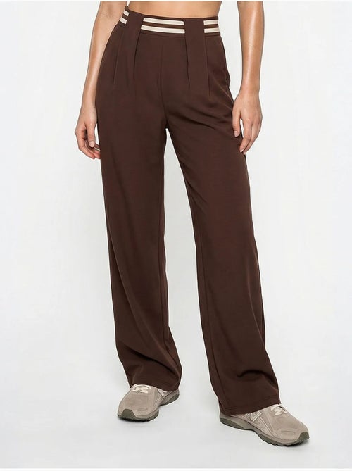 Ensemble deux pièces avec t-shirt col rond et pantalon large lucci - Kiabi Ensemble deux pièces avec t-shirt col rond et pantalon large lucci - Kiabi