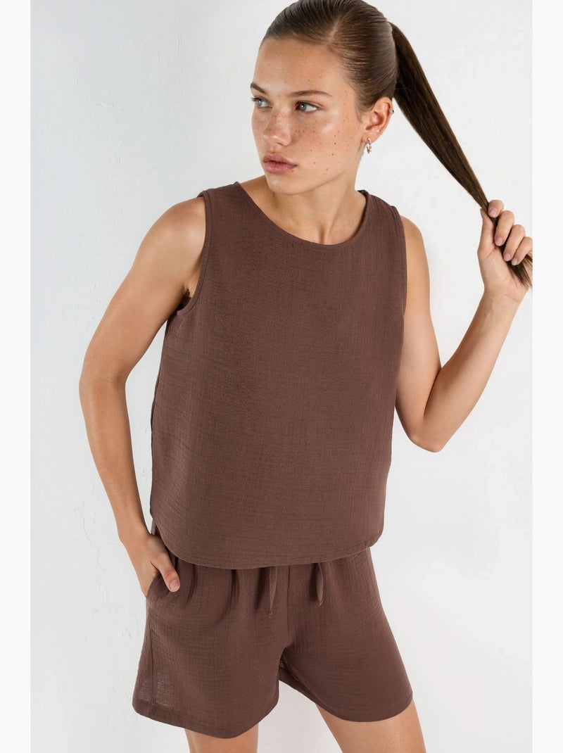 Ensemble deux pièces avec top en mousseline sans manches et short hiccup Marron chocolat - Kiabi