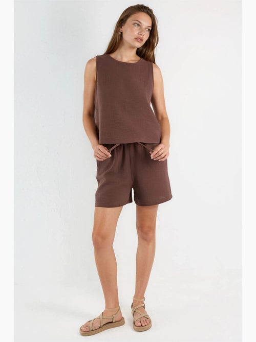 Ensemble deux pièces avec top en mousseline sans manches et short hiccup - Kiabi Ensemble deux pièces avec top en mousseline sans manches et short hiccup - Kiabi