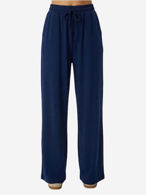 Ensemble deux pièces avec veste à détail poche et pantalon à jambes larges istanbul - Kiabi Ensemble deux pièces avec veste à détail poche et pantalon à jambes larges istanbul - Kiabi