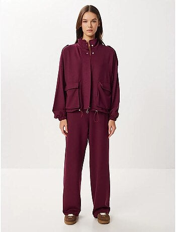 Ensemble deux pièces avec veste à détail poche et pantalon à jambes larges istanbul
