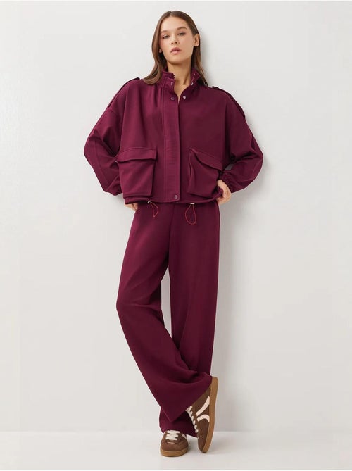 Ensemble deux pièces avec veste à détail poche et pantalon à jambes larges istanbul - Kiabi Ensemble deux pièces avec veste à détail poche et pantalon à jambes larges istanbul - Kiabi