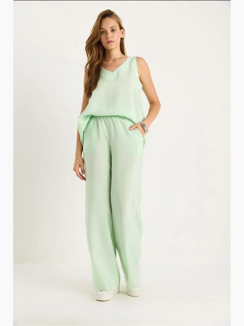 Ensemble deux pièces : chemisier à bretelles et col en v, pantalon palazzo lucci - Kiabi Ensemble deux pièces : chemisier à bretelles et col en v, pantalon palazzo lucci - Kiabi