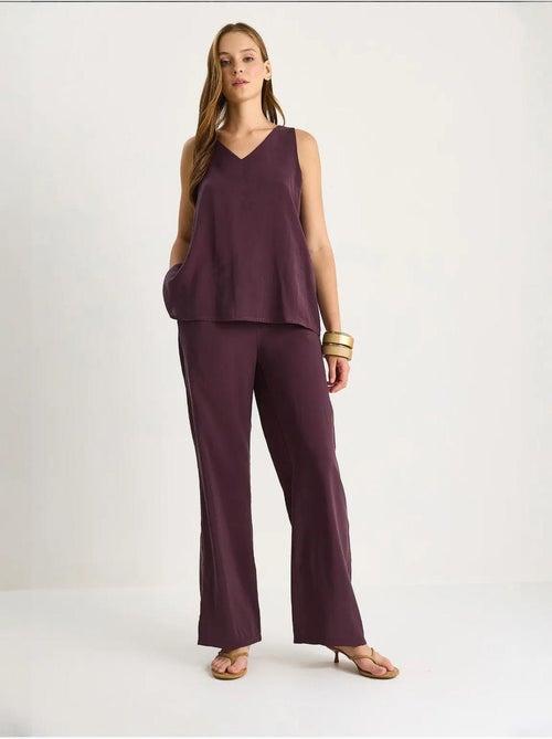 Ensemble deux pièces : chemisier à bretelles et col en v, pantalon palazzo lucci - Kiabi Ensemble deux pièces : chemisier à bretelles et col en v, pantalon palazzo lucci - Kiabi