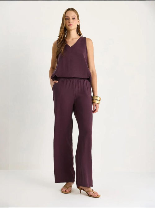 Ensemble deux pièces : chemisier à bretelles et col en v, pantalon palazzo lucci - Kiabi Ensemble deux pièces : chemisier à bretelles et col en v, pantalon palazzo lucci - Kiabi