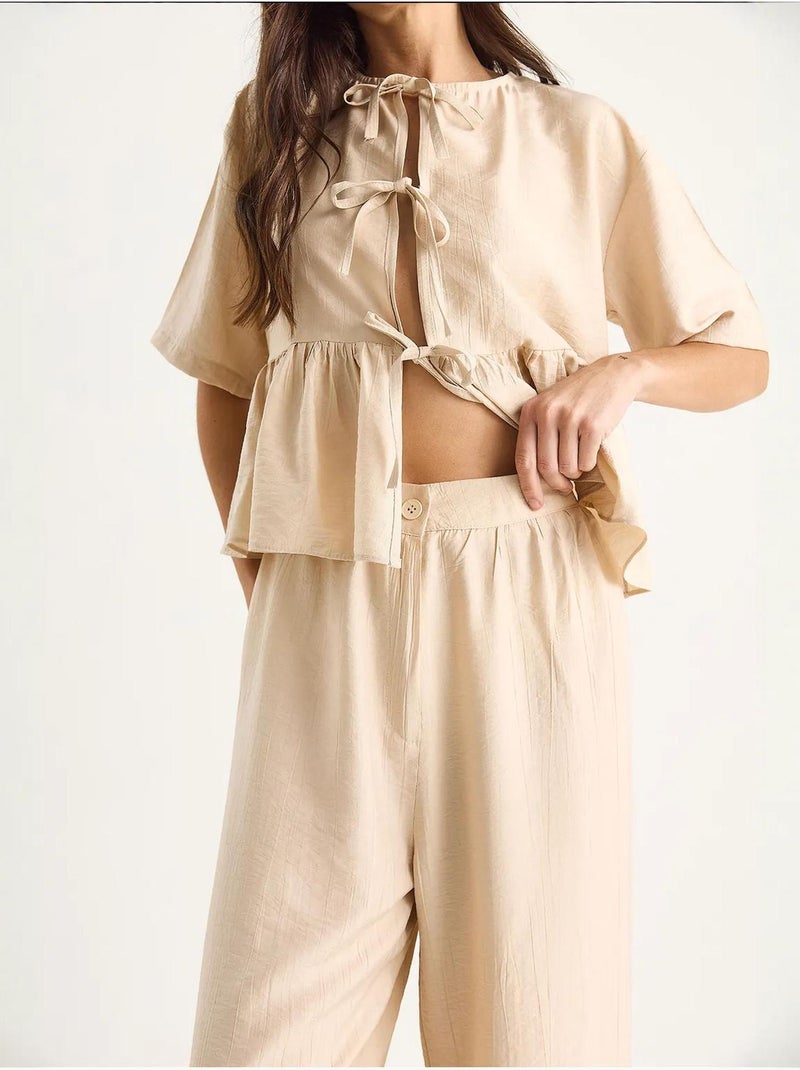 Ensemble deux pièces chemisier et pantalon à manches courtes avec détails noués de bianco lucci Beige argile - Kiabi