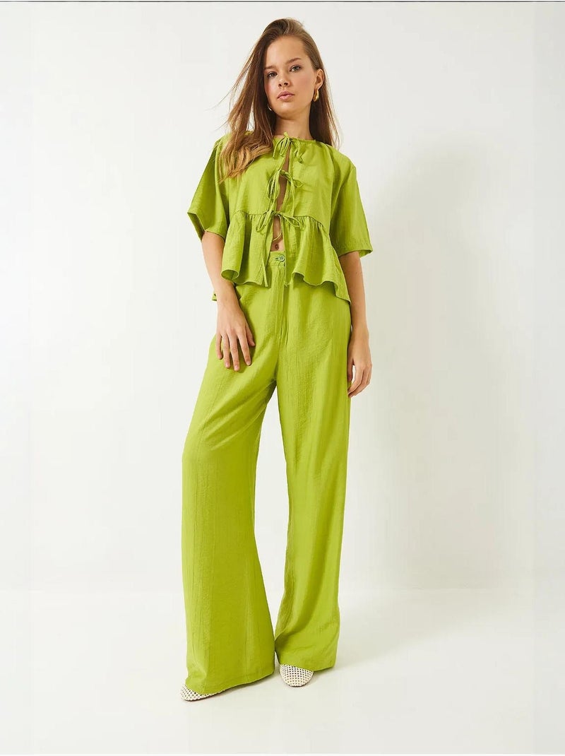 Ensemble deux pièces chemisier et pantalon à manches courtes avec détails noués de bianco lucci Vert tilleul - Kiabi