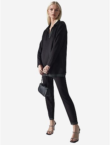 Ensemble deux pièces composé d'un polo long et d'un pantalon skinny