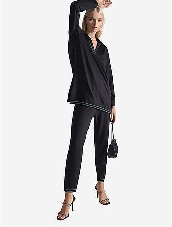 Ensemble deux pièces composé d'un polo long et d'un pantalon skinny