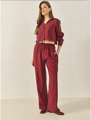 Ensemble deux pièces décontracté en modal avec chemise à col en v et pantalon ample bianco lucci