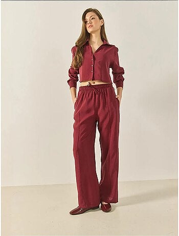 Ensemble deux pièces décontracté en modal avec chemise à col en v et pantalon ample bianco lucci