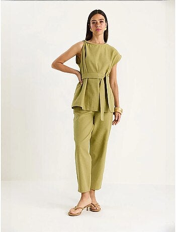 Ensemble deux pièces en lin avec ceinture et nœud aux épaules bianco lucci