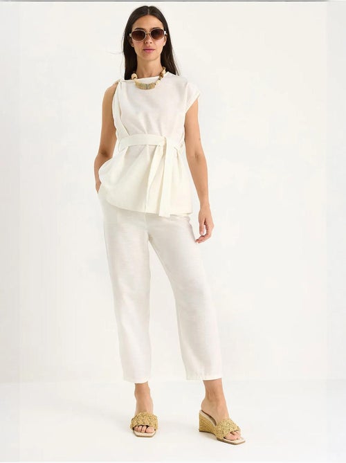 Ensemble deux pièces en lin avec ceinture et nœud aux épaules lucci - Kiabi Ensemble deux pièces en lin avec ceinture et nœud aux épaules lucci - Kiabi