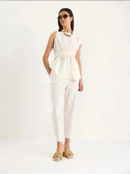 Ensemble deux pièces en lin avec ceinture et nœud aux épaules lucci - Kiabi Ensemble deux pièces en lin avec ceinture et nœud aux épaules lucci - Kiabi