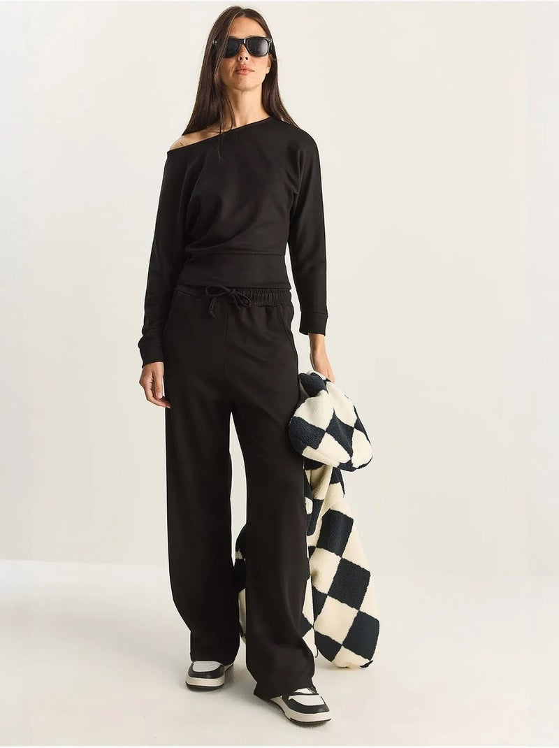 Ensemble deux pièces en maille à col asymétrique et taille haute lucci Noir - Kiabi