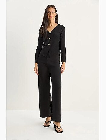 Ensemble deux pièces en maille à col v et jambes larges lucci