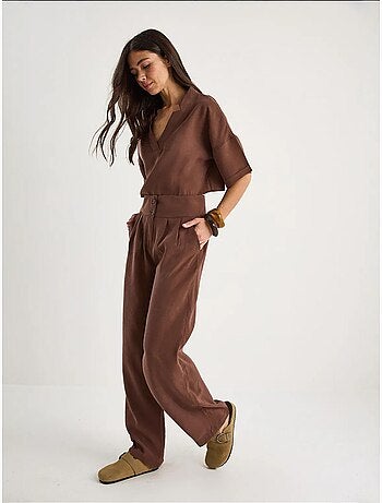 Ensemble deux pièces en modal avec chemisier col v et pantalon taille haute bianco lucci