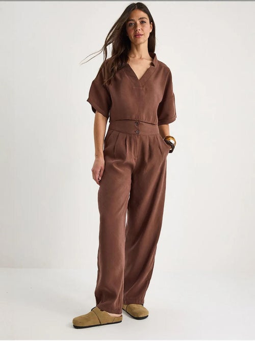Ensemble deux pièces en modal avec chemisier col v et pantalon taille haute lucci - Kiabi Ensemble deux pièces en modal avec chemisier col v et pantalon taille haute lucci - Kiabi