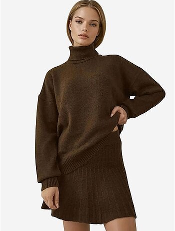 Ensemble deux pièces en tricot avec jupe et pull bdart