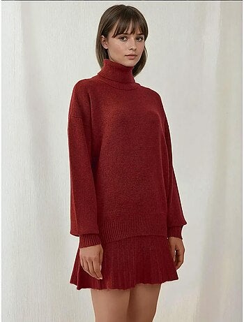 Ensemble deux pièces en tricot avec jupe et pull bdart