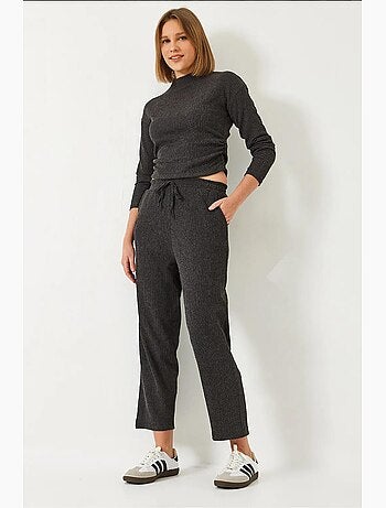 Ensemble deux pièces : haut court et pantalon taille élastique lucci