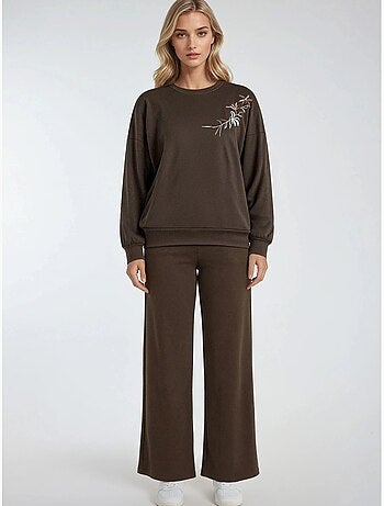 Ensemble deux pièces long à col rond brodé et pantalon à jambes larges hiccup