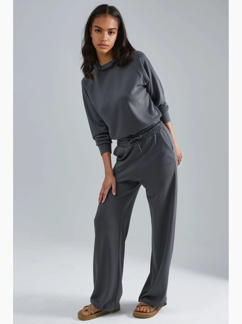 Ensemble deux pièces taille haute à col roulé et jambes larges hiccup - Kiabi Ensemble deux pièces taille haute à col roulé et jambes larges hiccup - Kiabi