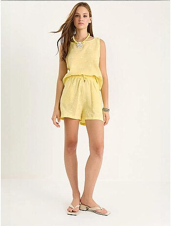 Ensemble deux pièces taille haute et short avec fermeture à boutons lucci