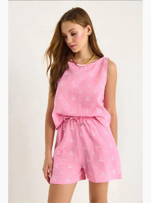 Ensemble deux pièces taille haute et short avec fermeture à boutons lucci - Kiabi Ensemble deux pièces taille haute et short avec fermeture à boutons lucci - Kiabi