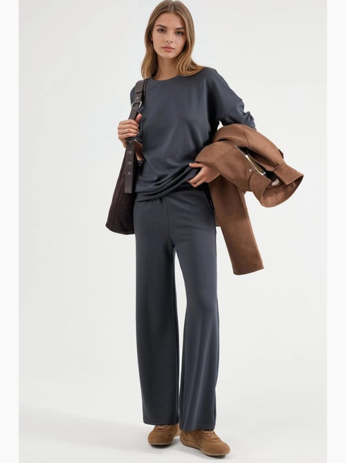 Ensemble deux pièces taille haute jambes larges hiccup - Kiabi Ensemble deux pièces taille haute jambes larges hiccup - Kiabi