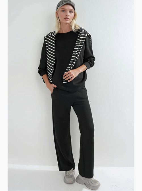 Ensemble deux pièces taille haute jambes larges hiccup - Kiabi Ensemble deux pièces taille haute jambes larges hiccup - Kiabi