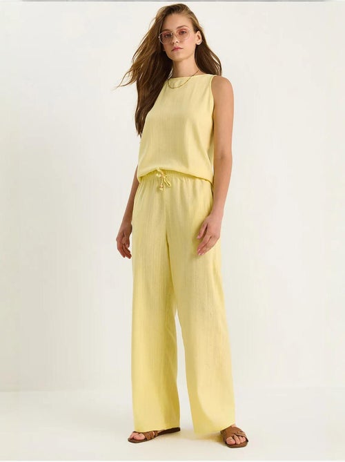 Ensemble deux pièces taille haute sans manches en lin mélangé lucci - Kiabi Ensemble deux pièces taille haute sans manches en lin mélangé lucci - Kiabi