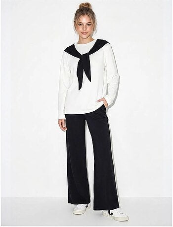 Ensemble en maille deux pièces avec pantalon large lucci