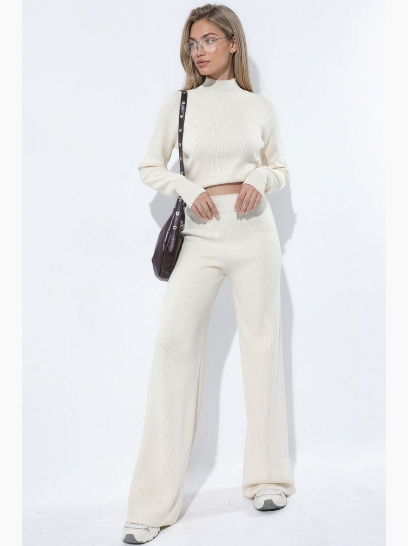 Ensemble en maille pull crop à demi-col roulé et pantalon hiccup Crème - Kiabi