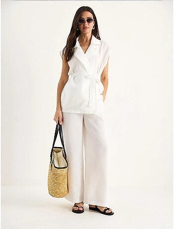 Ensemble gilet ceinturé bianco avec pantalon palazzo à poches et modal lucci