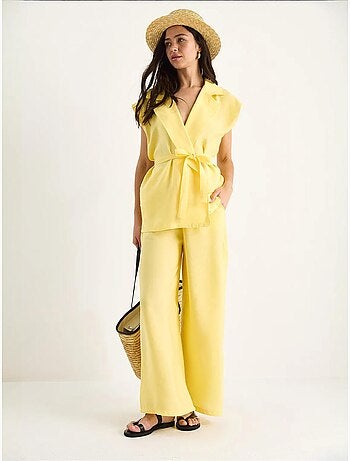 Ensemble gilet ceinturé bianco avec pantalon palazzo à poches et modal lucci