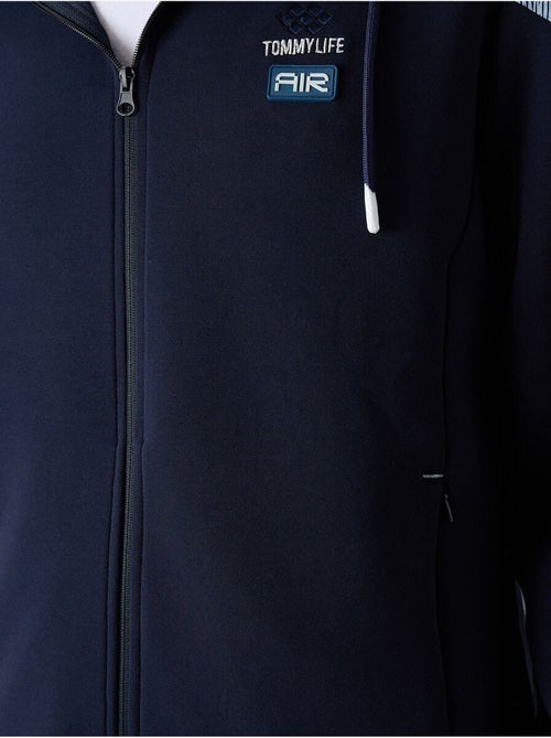 Ensemble homme sweat à capuche et pantalon tommy - Kiabi Ensemble homme sweat à capuche et pantalon tommy - Kiabi