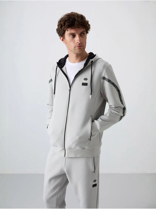 Ensemble homme sweat à capuche et pantalon tommy - Kiabi Ensemble homme sweat à capuche et pantalon tommy - Kiabi