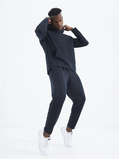 Ensemble homme sweat à capuche et pantalon tommy - Kiabi Ensemble homme sweat à capuche et pantalon tommy - Kiabi