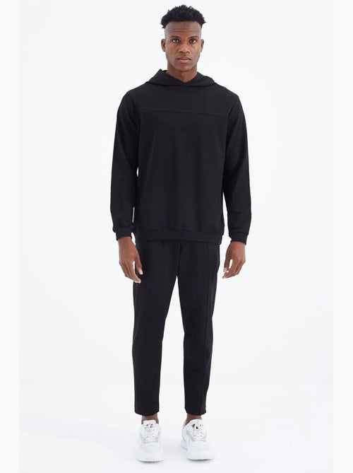 Ensemble homme sweat à capuche et pantalon tommy - Kiabi Ensemble homme sweat à capuche et pantalon tommy - Kiabi