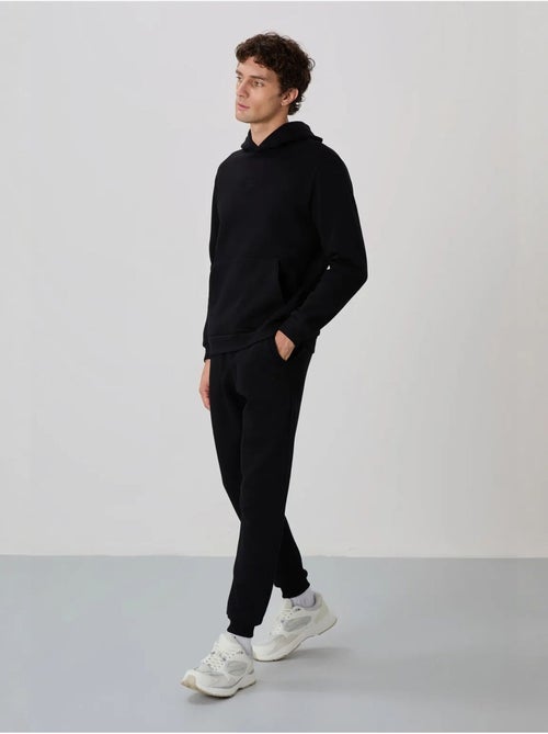 Ensemble homme sweat à capuche et pantalon tommy - Kiabi Ensemble homme sweat à capuche et pantalon tommy - Kiabi